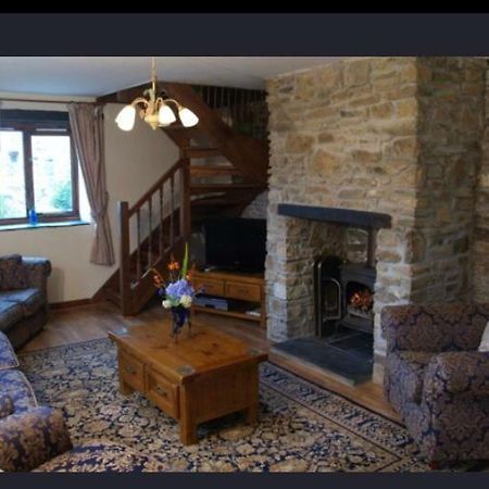 Hayloft Cottage Merton  Ngoại thất bức ảnh