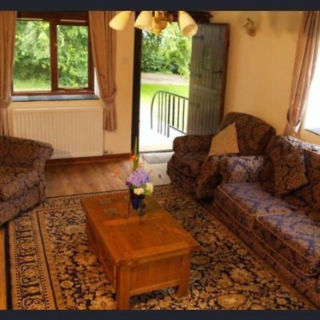 Hayloft Cottage Merton  Ngoại thất bức ảnh