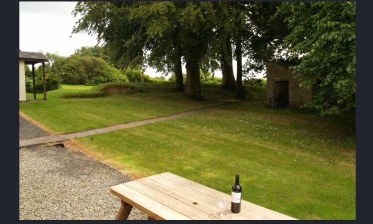Hayloft Cottage Merton  Ngoại thất bức ảnh